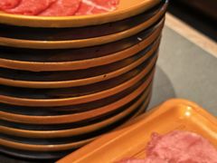 -牛YO寿喜烧·铁板烧和牛火锅自助(市府恒隆店)