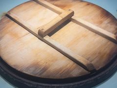 -鱼窝棚柴火铁锅炖(富山屯店)