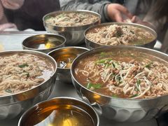 -正宗杨记普洱酸醋米线(总店)