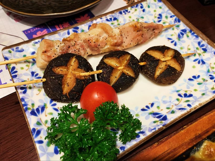 炸香菇 他们家香菇也还不错!烤起来带点汁水又有点焦焦的味道!