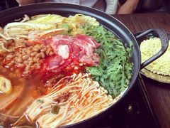 部队锅-MI WU FACTORY米屋美食工厂餐厅(绿地店)