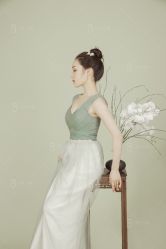 -onlygirl摄影美学馆高端定制(江滩店)