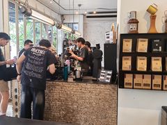 -Roast8ry Coffee Lab