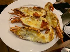 蒜香黄油焗龙虾（个吃）-山港凯悦酒店·咖啡厅