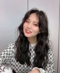 -BULB STUDIO 巴柏明星发型工作室