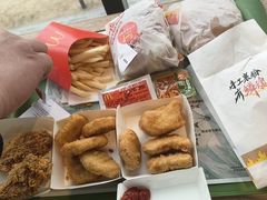 -麦当劳(展览路店)