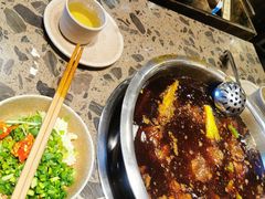 -肖肖酸萝卜鱼火锅(总店)