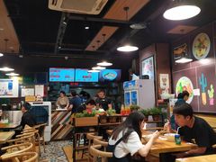 大堂-车沾巷·重庆老味豌杂面