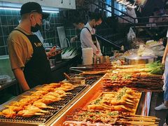 -庙街旅游·美食广场(五一广场店)