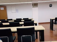 -上海市静安区图书馆(新闸路馆)