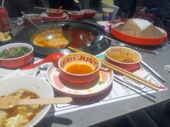 -生活如沸·顺德水牛奶火锅(大学路店)