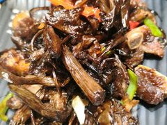 茶树菇烧排骨-广合草鸡·泰山炒鸡(温泉路店)