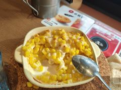 -必胜客(上海华谊新所店)