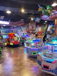 点击看大图 -卡通尼乐园(龙湖六合天街店)