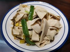 -鸿兴面馆馄饨小笼(稻香店)
