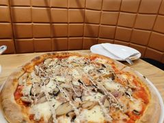 -城市大道红炉披萨烘焙坊