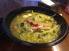 -渝和喵叔米线(南坪万达店)