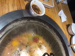 -山河屯铁锅炖(哈西站店)