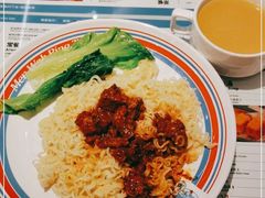 五香肉丁捞公仔面-敏华冰厅(平安金融中心店)
