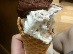 -VENCHI 闻绮(上海佛罗伦萨小镇店)