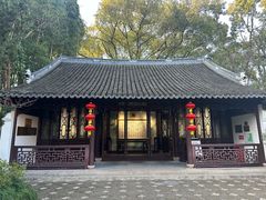 -汇龙潭