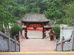 -楠柏弯休闲山庄(梨花溪店)