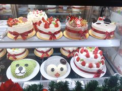 -花花卷卷·鲜食蛋糕(静安久光百货店)