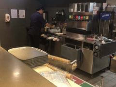 -麦当劳(世界城广场店)