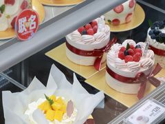 -花花卷卷·鲜食蛋糕(静安久光百货店)