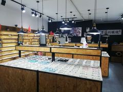 -罗伯特眼镜·蔡司官方授权(罗湖国贸店)