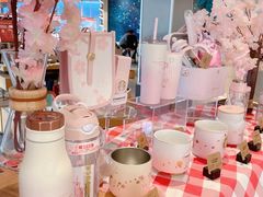 -星巴克臻选(上海合生汇1F店)