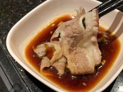 严选牛双品-捞王猪肚鸡火锅(财富中心店)