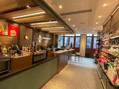 -星巴克臻选(上海今潮8弄店)