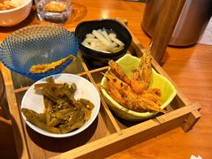-莲餐厅·湖北菜·潜江小龙虾店(愚园路店)