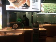 -老乡鸡(上海品尊国际中心店)