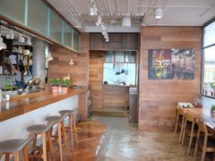 -ROAST coffee & eatery