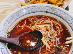 -魔都三兄弟酸辣粉·蘸卤炸串(虹桥万科店)