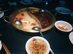 -怡品川宇火锅(宝立方店)