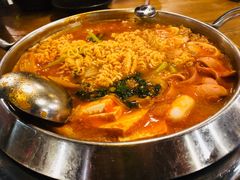 部队锅-包装马车·韩国料理·포장마차