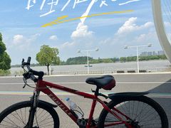 -南京眼步行桥