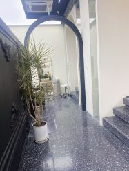 -Hair Co.一间沙龙