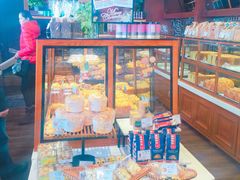 面包甜点陈列柜-精点味道(西安路店)