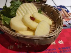 -喜悦小串丹东小黄牛海鲜烧烤大排档(民主广场店)