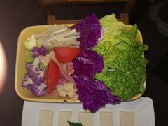 -花菇朵·云山雀 ll 野生菌锅·野果酸汤·精品滇菜(万柳店)