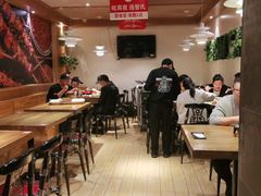 大堂-管氏翅吧(国展店)