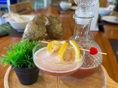 -Chom Cafe and Restaurant