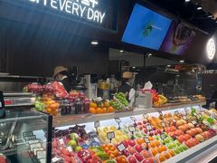 -每日新鲜水果吧(芮欧百货店)