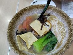 -蒙自源米线大王(普宁广场店)