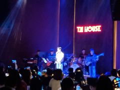 -TZ House音乐现场(来福士中心店)