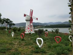 -大连铭湖国际观光牧场